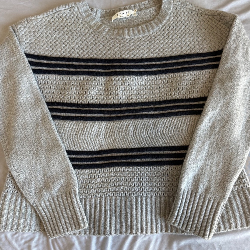 FRAME Gris Navy Blue Striped Wool Cashmere Crew Neck Sweater LWSW0135 Womens M - Picture 3 of 8